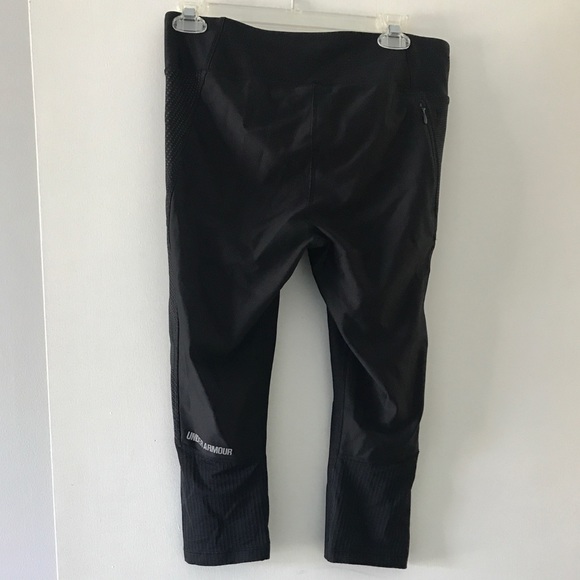 Under Armour Crop Leggings Size Large - Picture 2 of 2